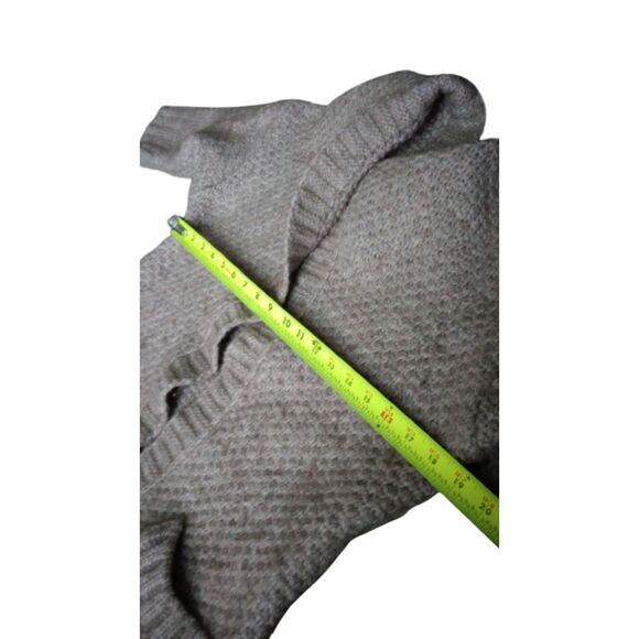 Benedetta B. Women's Size Medium Italian Made Wool, Alpaca Blend Cardigan - Picture 3 of 7